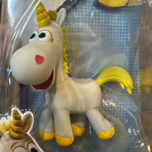 Disney Pixar Toy Story 3 Buttercup Unicorn Figure NWT - Picture 3 of 7